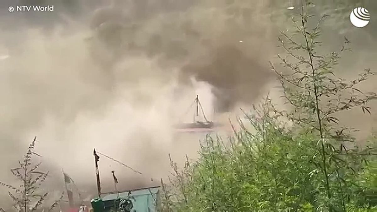 Кадры последствий наводнения в Непале