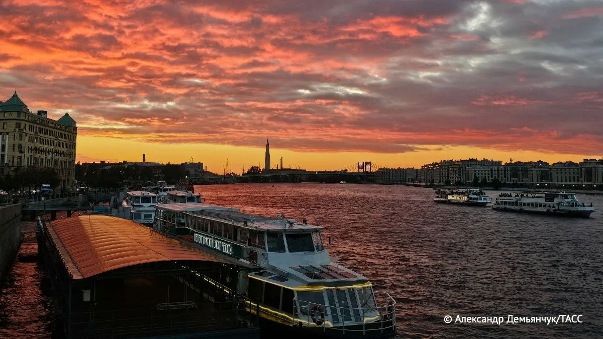 В Петербург пришла теплая и сухая погода