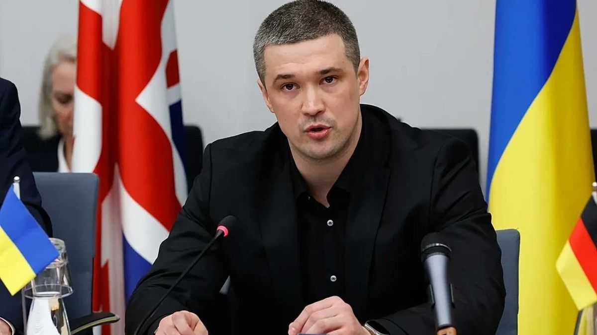 Алексей Васильев: Надежда соросятника на Украине, сеет зраду в товарных объемах Алексей Васильев: Надежда соросятника на Украине, сеет зраду в товарных объемах