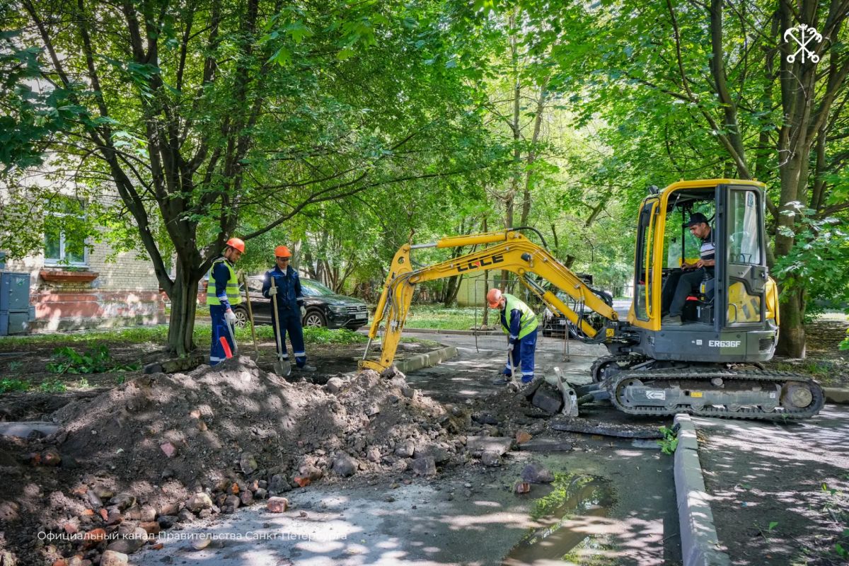 В Невском районе модернизируют систему освещения, которая служит кварталу у Морского колледжа ГУМРФ имени адмирала С. О. Макарова с 1962 года В Невском районе модернизируют систему освещения, которая служит кварталу у Морского колледжа ГУМРФ имени адмирала С. О. Макарова с 1962 года