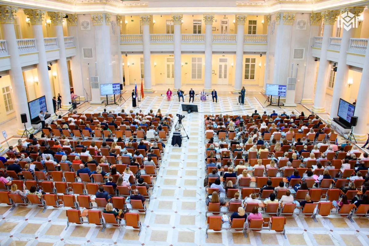 В Президентской библиотеке состоялся педагогический совет Адмиралтейского района В Президентской библиотеке состоялся педагогический совет Адмиралтейского района