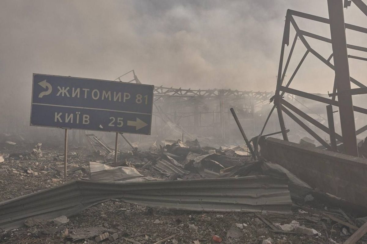 Ещё немного кадров из "похорошевгего" Киева за время правления наркофюрера, а также последствия украинства, бандеровщины Ещё немного кадров из "похорошевгего" Киева за время правления наркофюрера, а также последствия украинства, бандеровщины