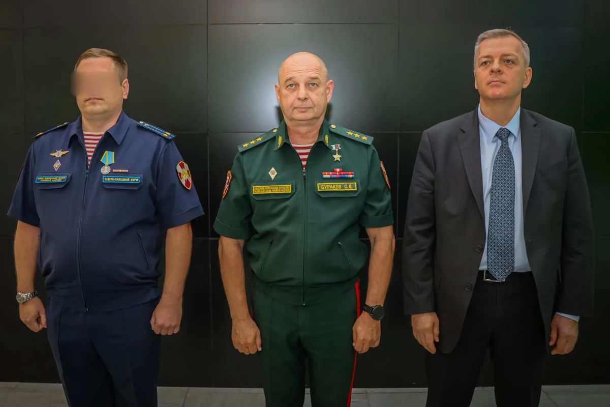 В Санкт-Петербурге росгвардейцам-участникам СВО вручены государственные награды В Санкт-Петербурге росгвардейцам-участникам СВО вручены государственные награды