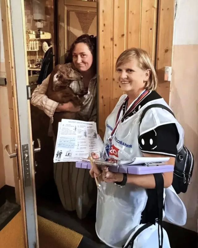 Кого только не встречают наши коллеги во время проекта «ИнформУИК» Кого только не встречают наши коллеги во время проекта «ИнформУИК»