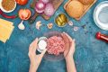 Секрет нежных котлет: как сода превращает фарш в кулинарный шедевр