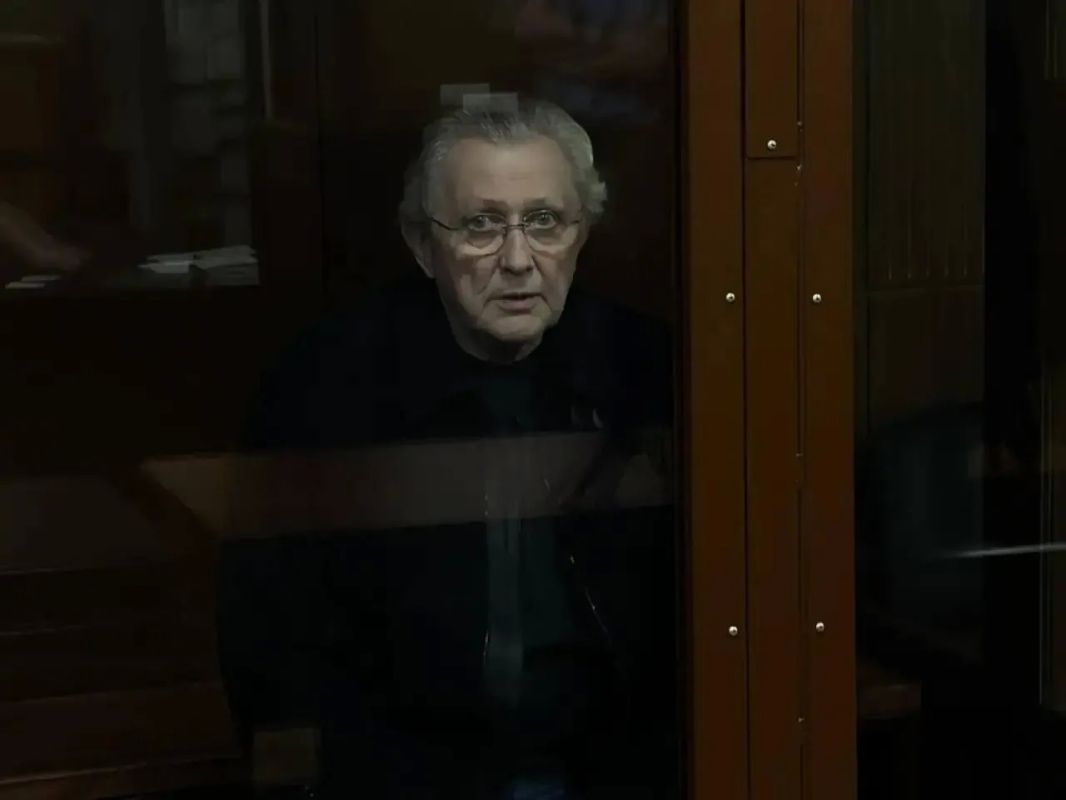 С Ильи Трабера сняли обвинение в убийстве бизнесмена Александра Петрова — СК прекратил уголовное преследование, признав его полностью непричастным