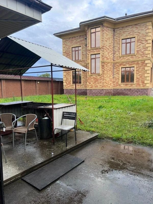 В Аннино полиция ликвидировала притон под видом банно-бассейного комплекса В Аннино полиция ликвидировала притон под видом банно-бассейного комплекса