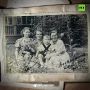 Моряки с помощью читателей RT хотят найти хозяина обнаруженного на судне старого фотоальбома, которому более 70 лет