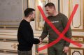 Проклятье Зеленского действует безотказно: Министр обороны Эстонии ушёл в отставку после «закупок вслепую»
