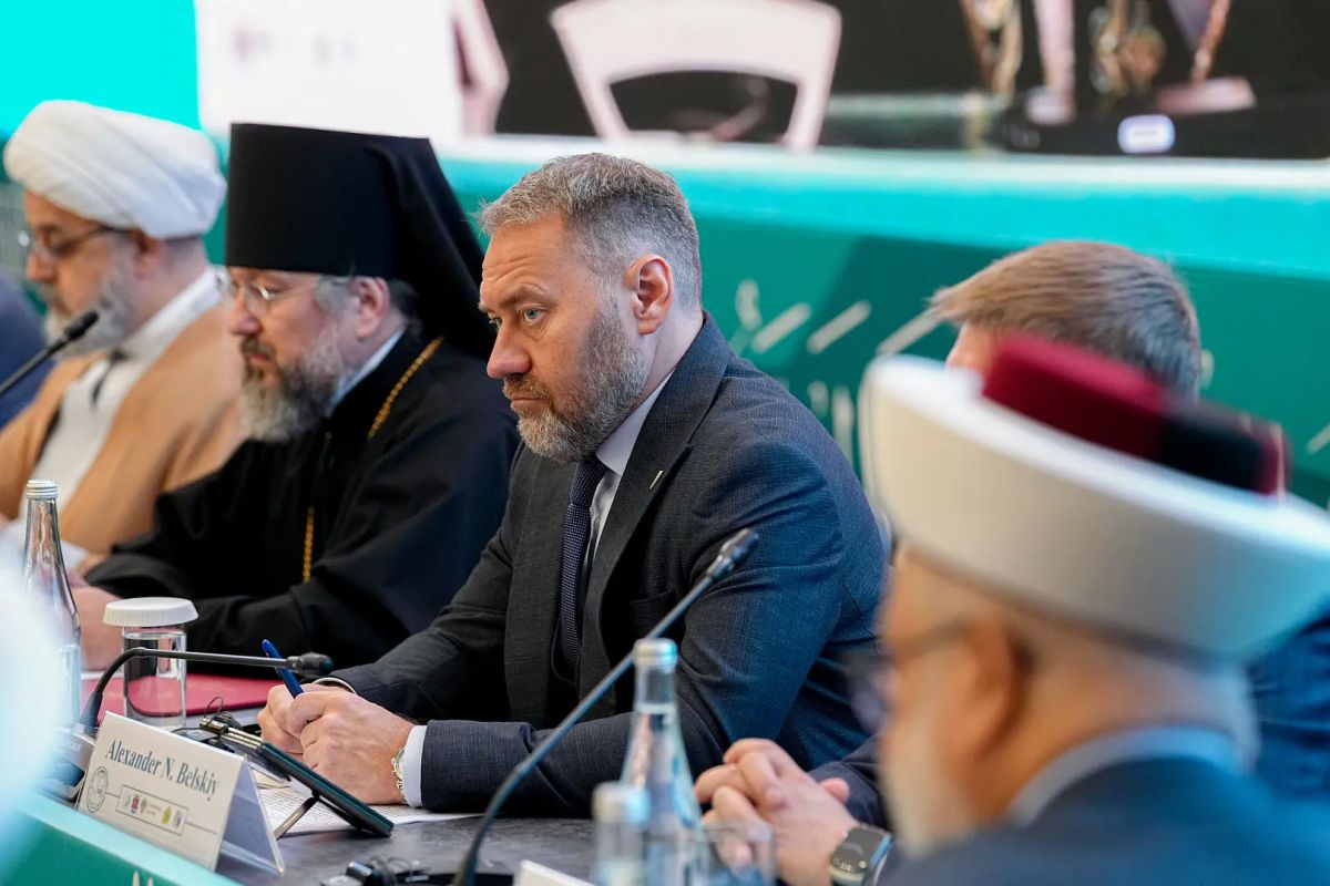 В Санкт-Петербурге открылся II Международный религиозный саммит, посвящённый сохранению традиционных духовно-нравственных ценностей и их передаче молодому поколению В Санкт-Петербурге открылся II Международный религиозный саммит, посвящённый сохранению традиционных духовно-нравственных ценностей и их передаче молодому поколению