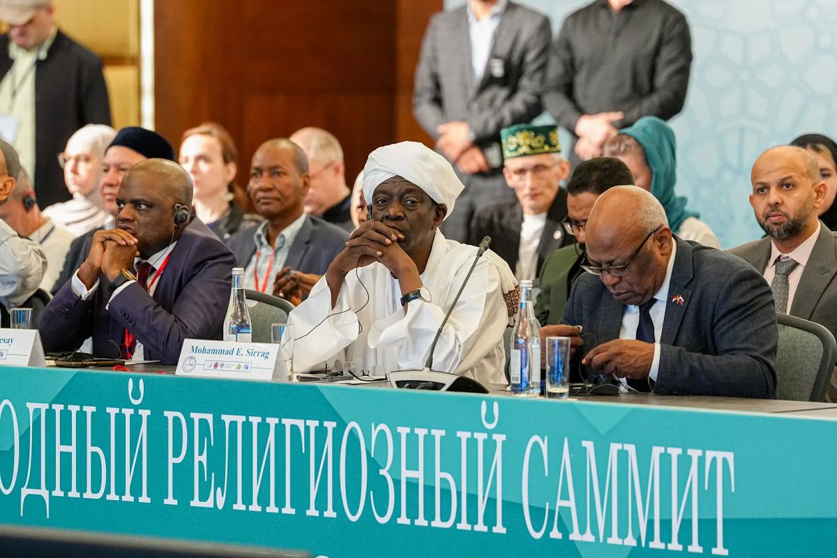 В Санкт-Петербурге открылся II Международный религиозный саммит, посвящённый сохранению традиционных духовно-нравственных ценностей и их передаче молодому поколению В Санкт-Петербурге открылся II Международный религиозный саммит, посвящённый сохранению традиционных духовно-нравственных ценностей и их передаче молодому поколению