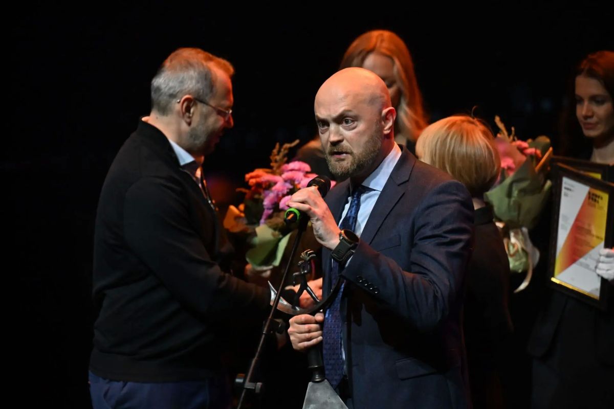 Александр Коц: 48.. Накануне дня рождения получил Национальную премию Книга года в номинации «Герои нашего времени». За мою книгу «Курск. Боль и слава. Хроника 264 опаленных дней»
