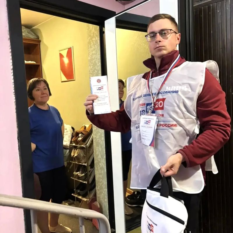 Со старта «ИнформУИК» прошло уже больше двух недель, и за это время у наших коллег состоялось много теплых и интересных встреч с жителями Петербурга Со старта «ИнформУИК» прошло уже больше двух недель, и за это время у наших коллег состоялось много теплых и интересных встреч с жителями Петербурга