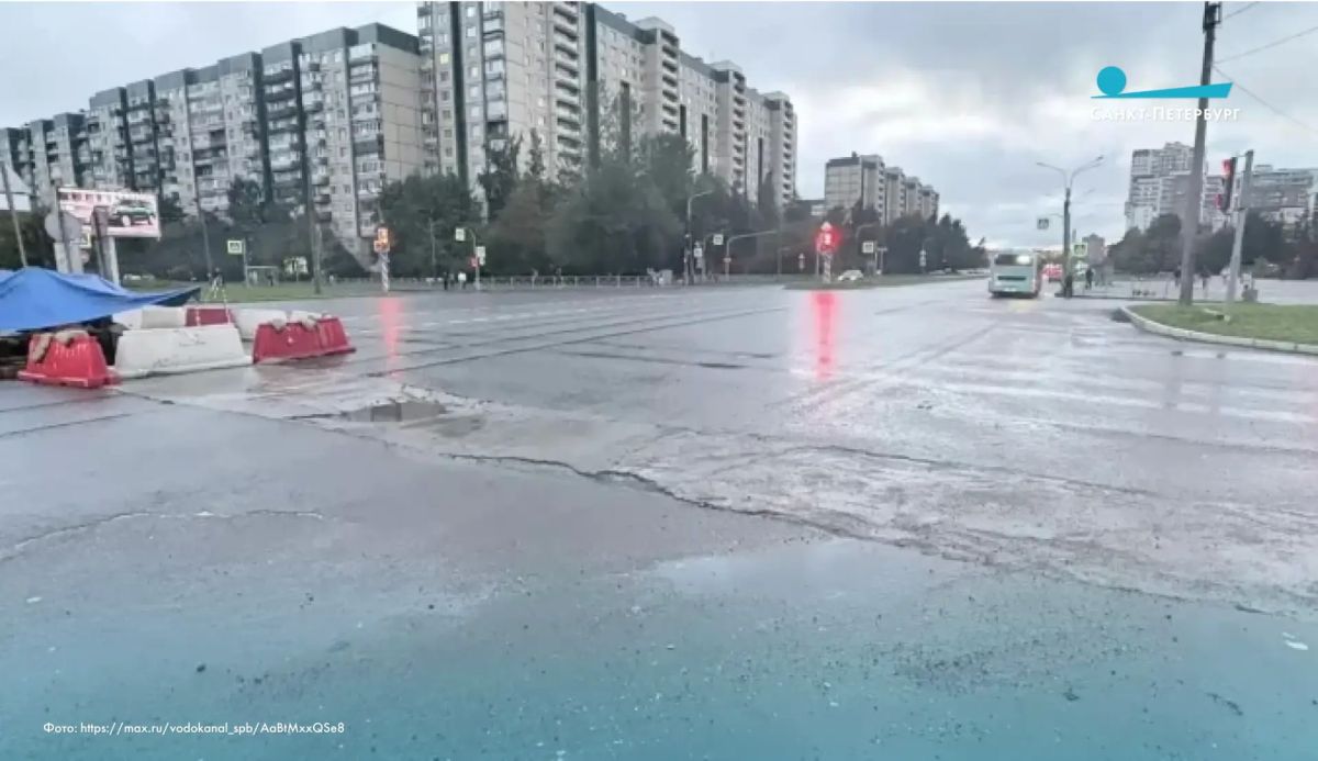 На улицах Парашютной и Матросова воду полностью отвели в канализацию