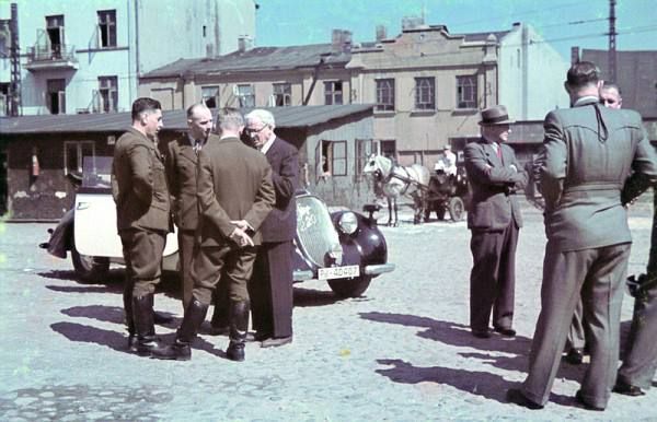 4 сентября 1942. Отдайте мне своих детей! 4 сентября 1942. Отдайте мне своих детей!