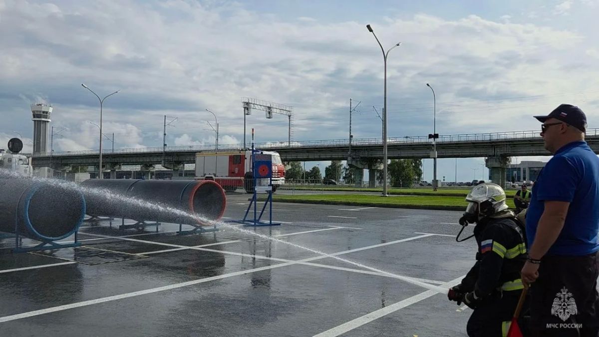 Сильнейшие бросают вызов себе: «Пожарный Олимп» объединил профессионалов со всей России Сильнейшие бросают вызов себе: «Пожарный Олимп» объединил профессионалов со всей России