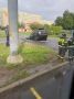 В Петербурге внедорожник едва не утонул в огромной луже, скрывающей провал асфальта