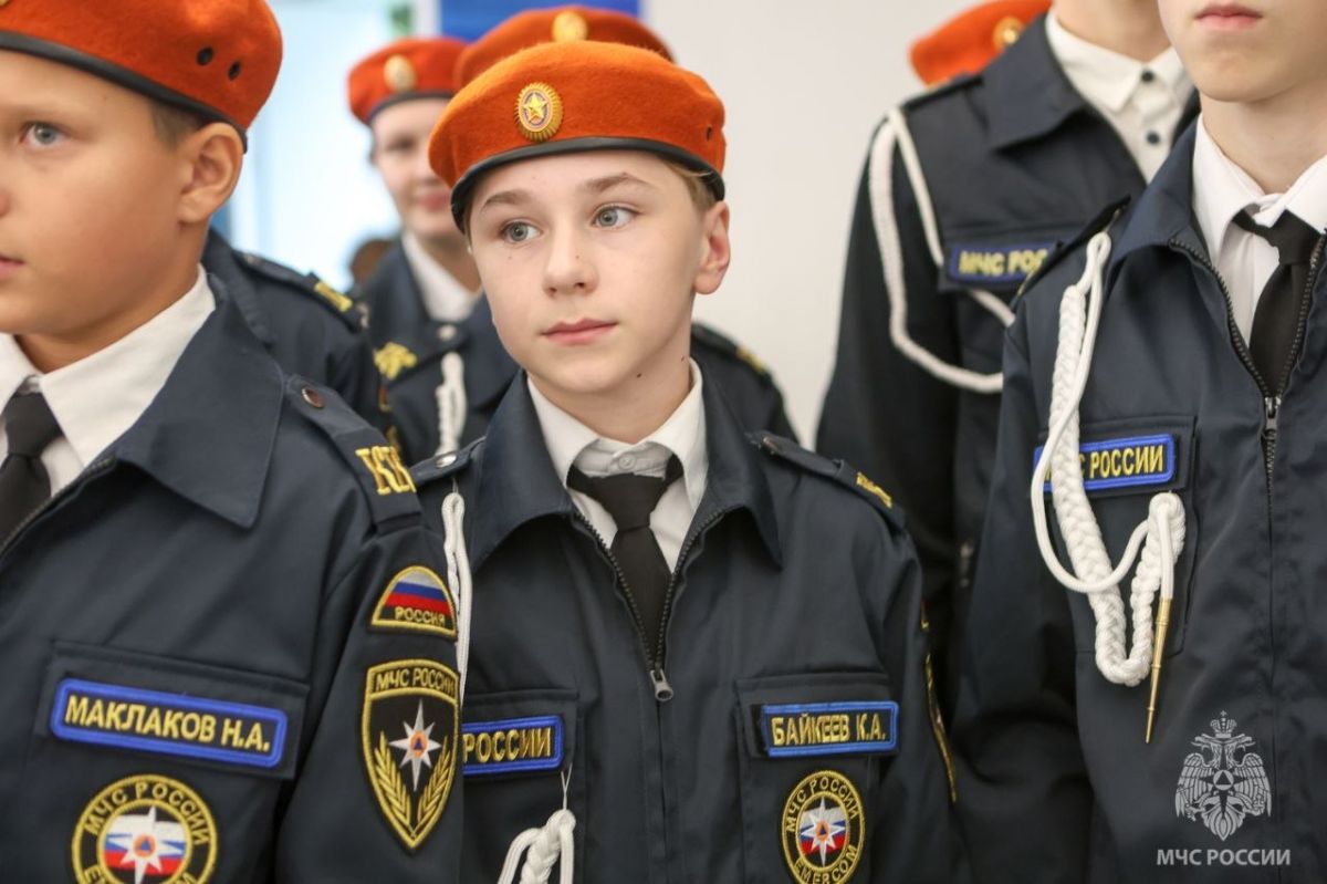 Юные спасатели Петербурга начали борьбу за победу в «Школе безопасности» Юные спасатели Петербурга начали борьбу за победу в «Школе безопасности»
