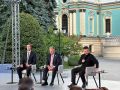 Новости к этому часу:. В Киеве завершились переговоры со спецпосланниками США Уиткоффом и Кушнером