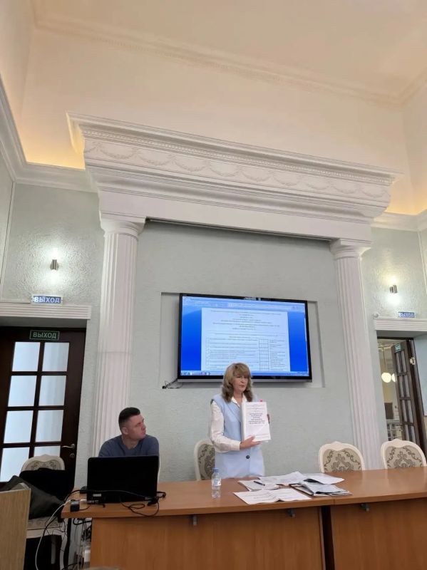 В преддверии выборов депутатов Государственной Думы, которые состоятся 18, 19 и 20 сентября, в районах Ленинградской области проходят обучающие семинары для членов участковых избирательных комиссий В преддверии выборов депутатов Государственной Думы, которые состоятся 18, 19 и 20 сентября, в районах Ленинградской области проходят обучающие семинары для членов участковых избирательных комиссий