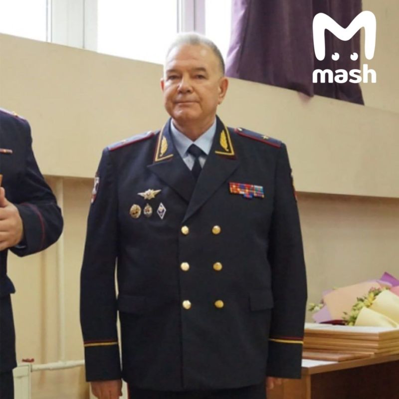 Сергей Колясников: Генерал-майора подмосковного МВД задержали за хищение служебного топлива — сотрудники полиции вынуждены были заправляться сами (с) Mash