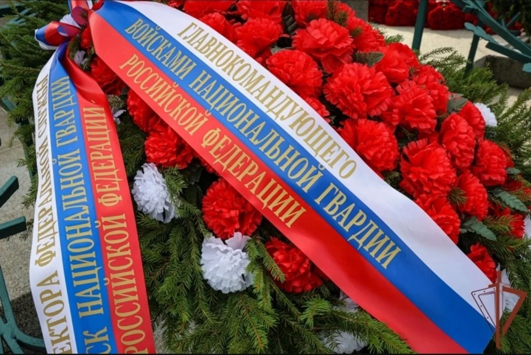 Представители Росгвардии почтили память жертв блокады Ленинграда Представители Росгвардии почтили память жертв блокады Ленинграда