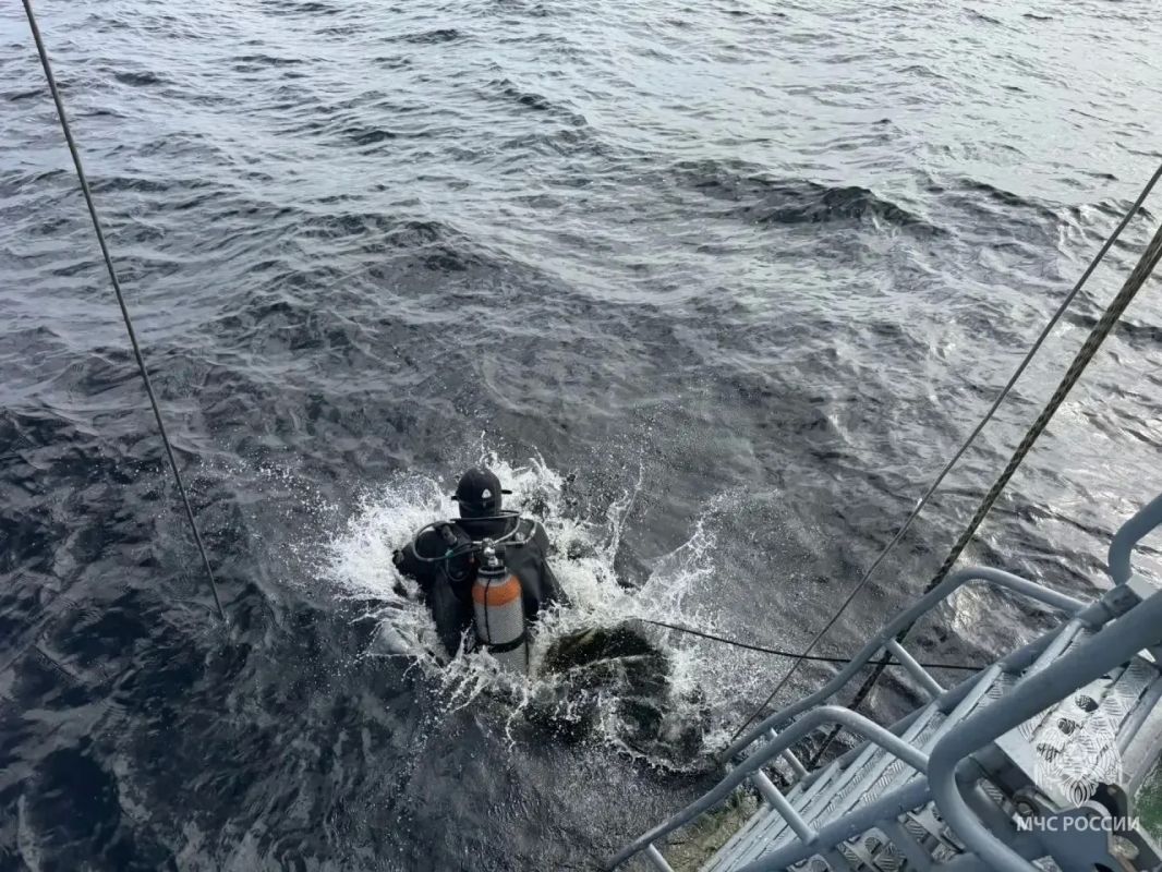 Водолазы подняли со дна Ладоги 378 боеприпасов времен Войны Водолазы подняли со дна Ладоги 378 боеприпасов времен Войны