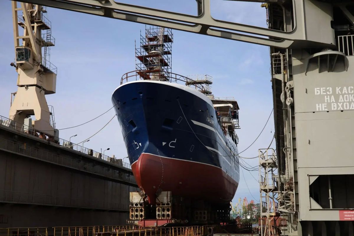 На Северной верфи спустили на воду морозильный ярусолов-процессор «Гандвик-3» На Северной верфи спустили на воду морозильный ярусолов-процессор «Гандвик-3»