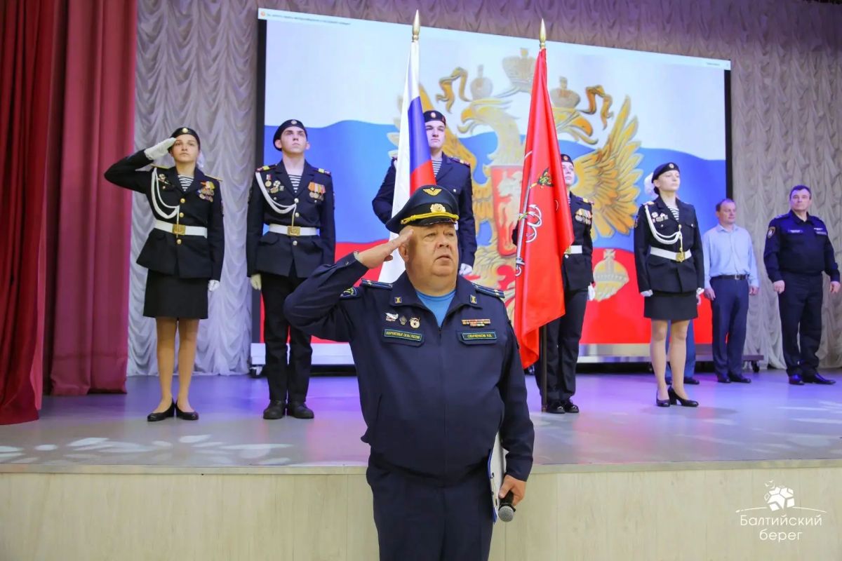В лагере «Заря» стартовал слет Дружин юных пожарных В лагере «Заря» стартовал слет Дружин юных пожарных