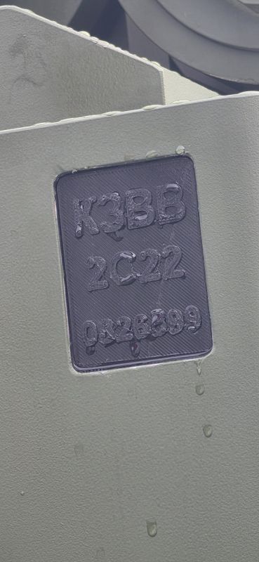 На кадрах - 155-мм самоходная гаубица 2С22 «Богдана» с серийным номером 08/26-899 На кадрах - 155-мм самоходная гаубица 2С22 «Богдана» с серийным номером 08/26-899