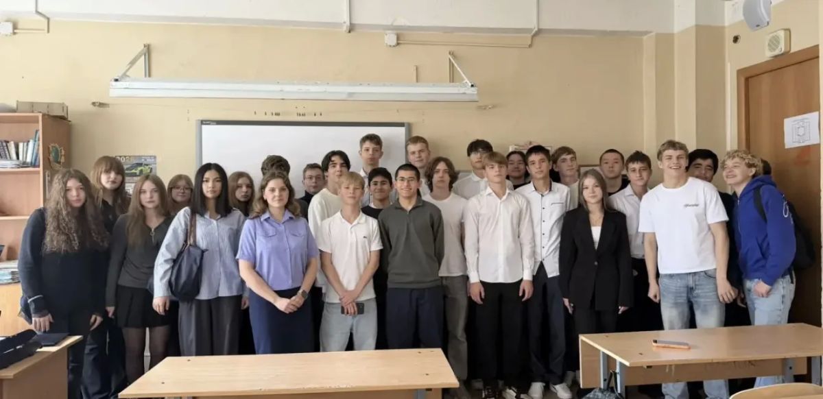 Сотрудники ГСУ СК России по Санкт-Петербургу провели серию профилактических лекций в школах города Сотрудники ГСУ СК России по Санкт-Петербургу провели серию профилактических лекций в школах города