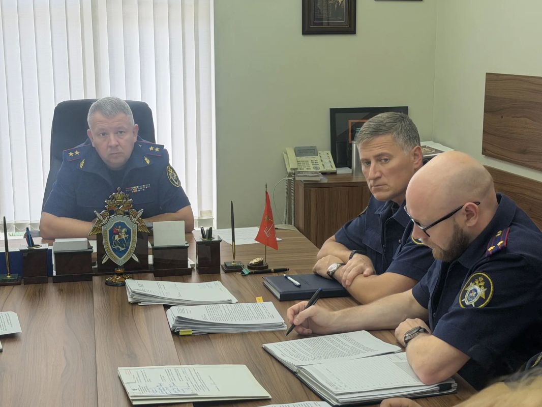 Руководитель ГСУ СК России по Санкт-Петербургу провел личный прием граждан Руководитель ГСУ СК России по Санкт-Петербургу провел личный прием граждан