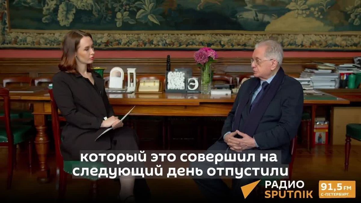"Вандализм — это преступление против культуры": Михаил Пиотровский прокомментировал порчу трона в Эрмитаже