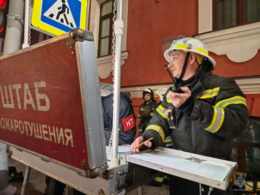 Уточнение по пожару в Василеостровском районе Уточнение по пожару в Василеостровском районе