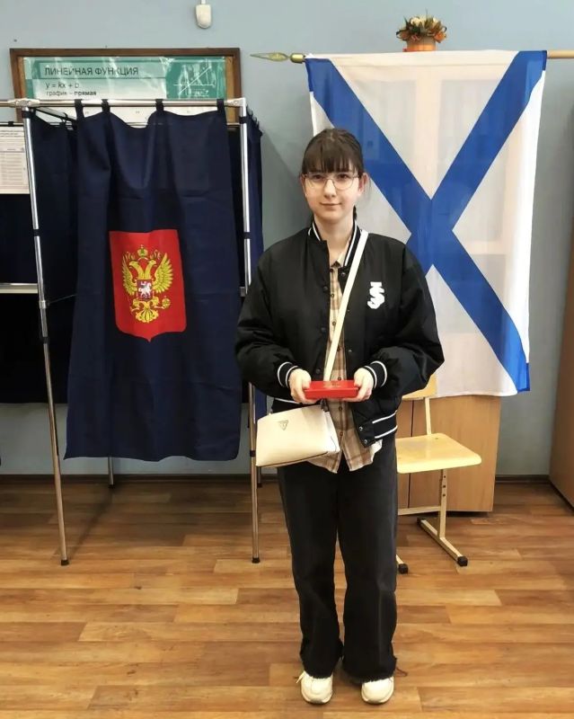 Первый день голосования завершен! Первый день голосования завершен!