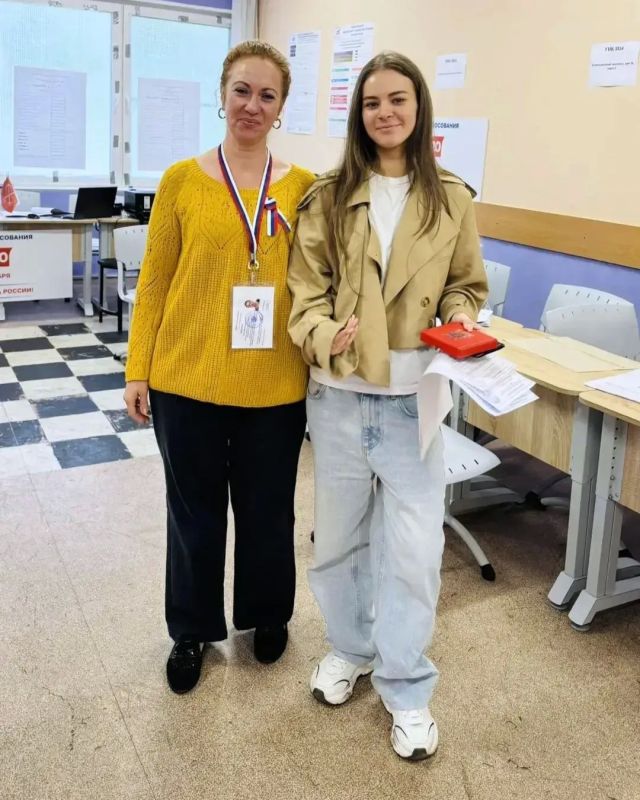 Первый день голосования завершен! Первый день голосования завершен!