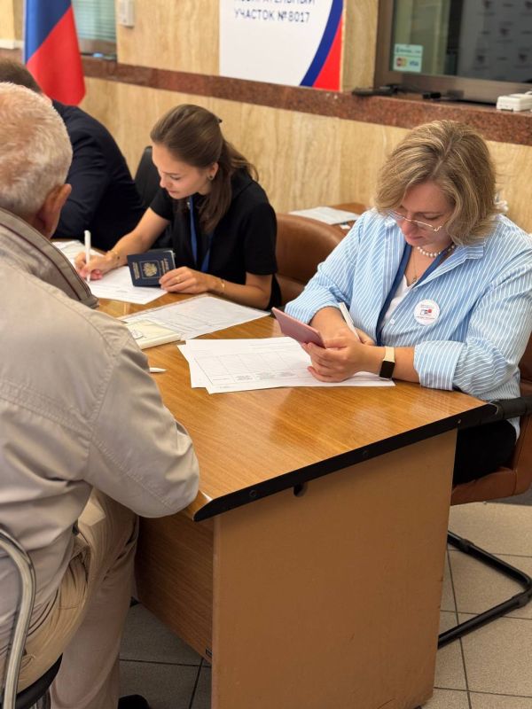 В Баку открылся избирательный участок №8017! В Баку открылся избирательный участок №8017!