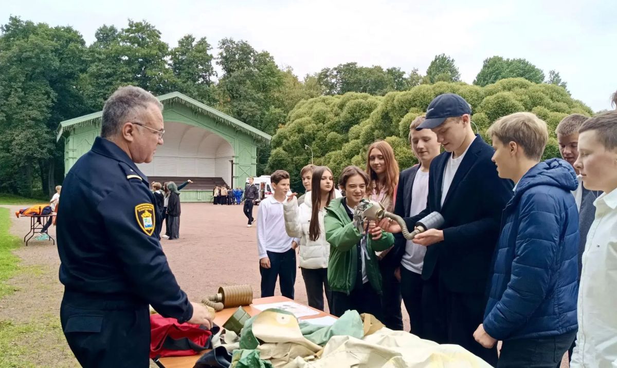 Юные герои: в парке «Дубки» прошла масштабная эстафета «Команда 101» Юные герои: в парке «Дубки» прошла масштабная эстафета «Команда 101»