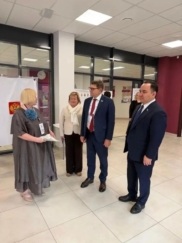 Международные наблюдатели следят за выборами в Ленобласти Международные наблюдатели следят за выборами в Ленобласти