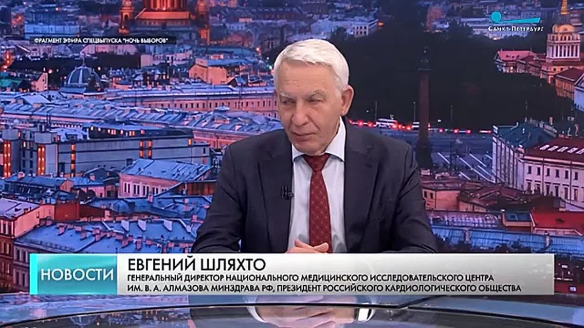 Петербуржцы показали рекордную явку — уже к 10 утра воскресенья она превысила 42 процента, что существенно выше показателей на предыдущих парламентских выборах