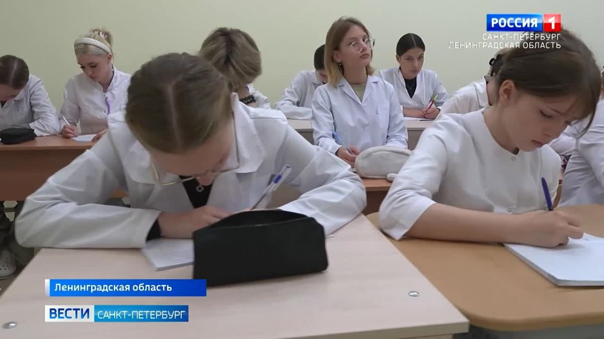 В 47-м регионе начал работу образовательный проект для будущих акушеров