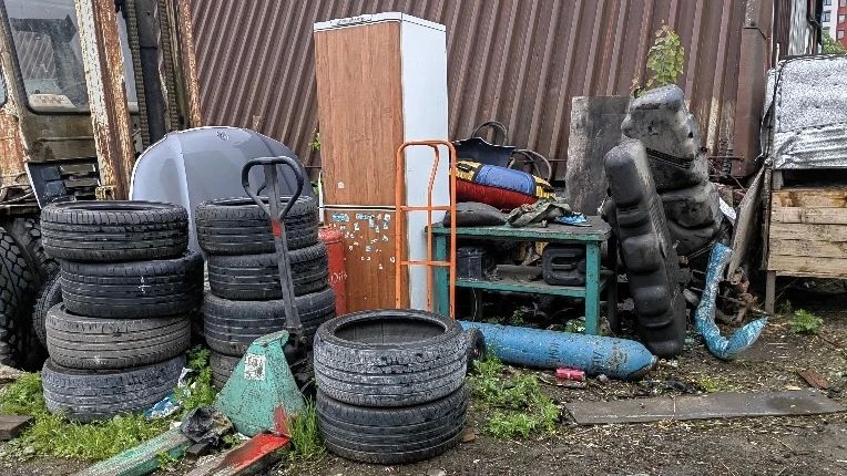 По требованию прокуратуры принимаются меры к ликвидации несанкционированной свалки