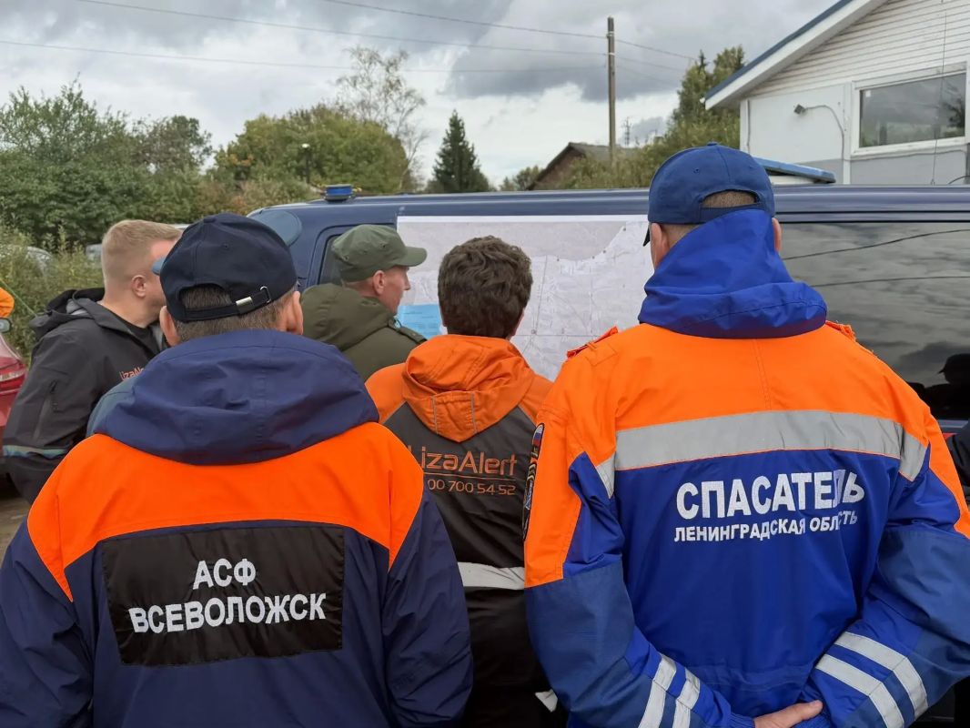 Сотрудники следственного управления провели учебно-практическое занятие по организации поиска пропавших детей Сотрудники следственного управления провели учебно-практическое занятие по организации поиска пропавших детей