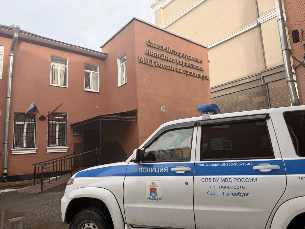 В Ленинградской области сотрудниками транспортной полиции проводится проверка по факту травмирования гражданина на железной дороге