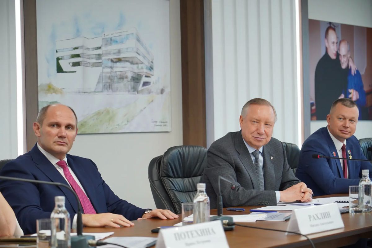 Александр Беглов: Провели заседание Координационного совета по взаимодействию с «Движением Первых» Александр Беглов: Провели заседание Координационного совета по взаимодействию с «Движением Первых»