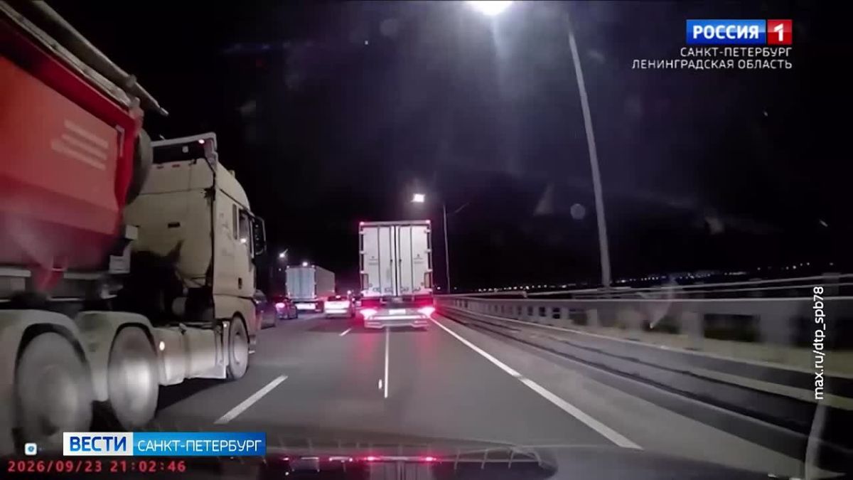 На Софийской улице столкнулись 8 машин