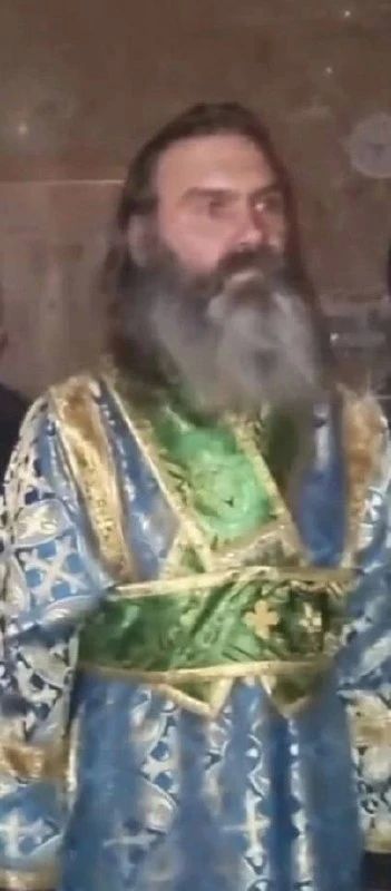 11-летнюю девочку разыскивают в Вологодской области после того, как родители увезли её к последователям "Царской империи" — секты, которую связывают с деструктивными практиками 11-летнюю девочку разыскивают в Вологодской области после того, как родители увезли её к последователям "Царской империи" — секты, которую связывают с деструктивными практиками