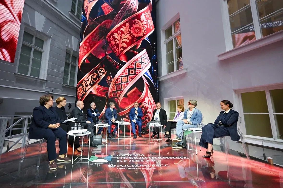Преимущества и риск использования ИИ в искусстве Преимущества и риск использования ИИ в искусстве