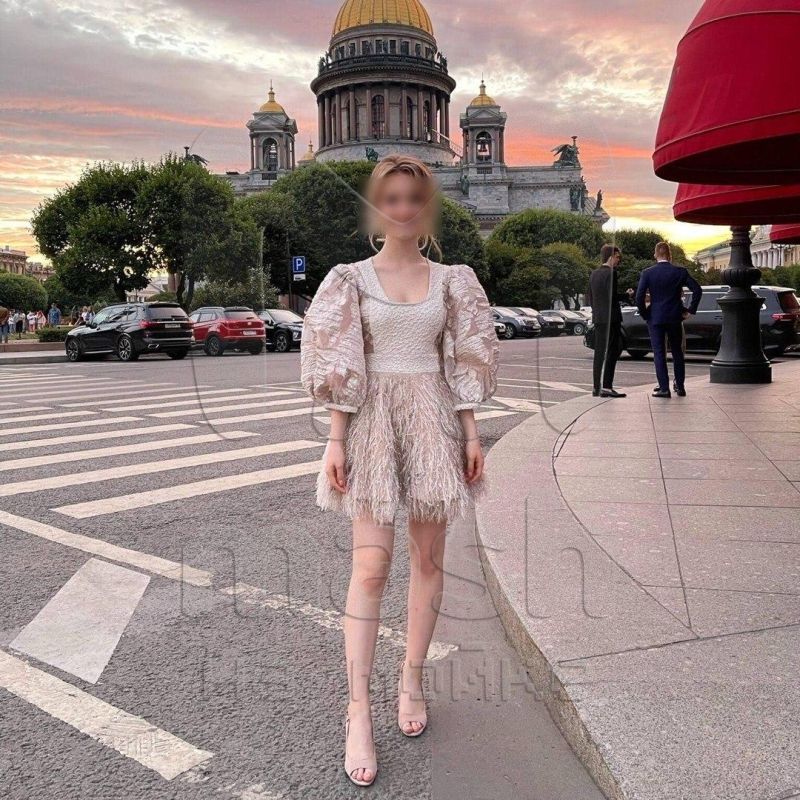 Две петербурженки попали под домашний арест после публикаций способов самоубийства и призывов к нему