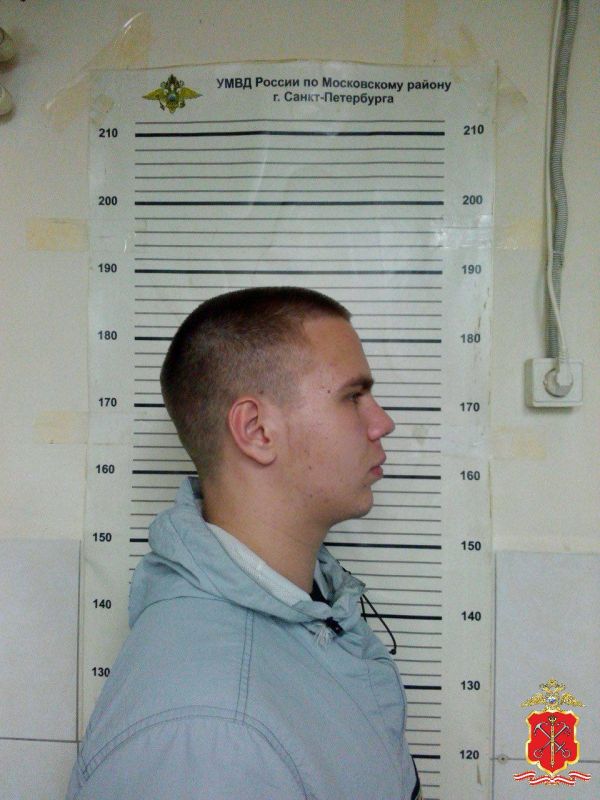 Полицейские задержали разбойника, заставившего выполнить денежный перевод под угрозой ножа Полицейские задержали разбойника, заставившего выполнить денежный перевод под угрозой ножа